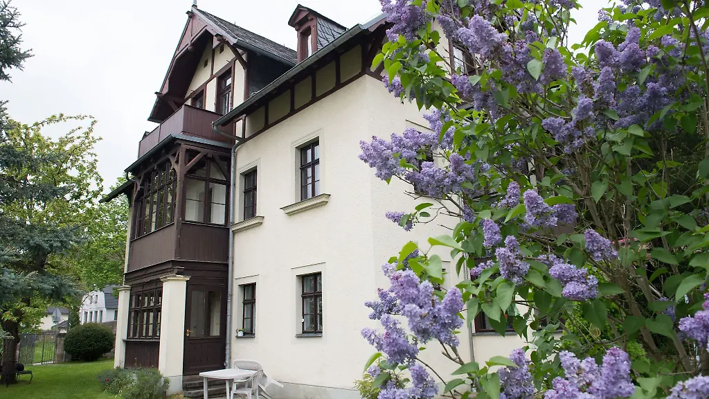 Welt-im-Kleinen-als-Inspiration-Das-Dresdner-Hegenbarth-Archiv-zeigt-Skizzenbuecher