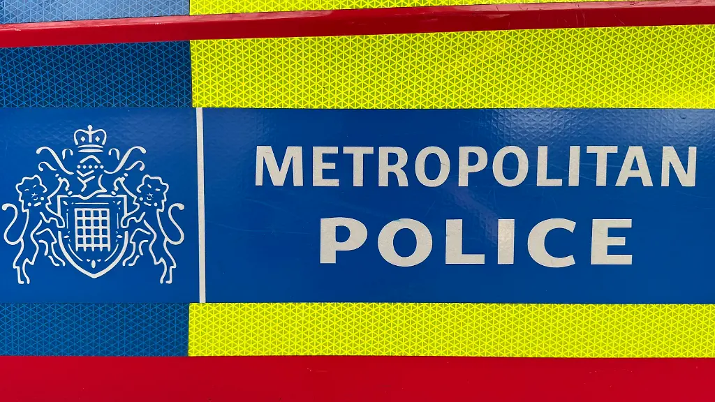 21a0deec1b309bd20c68c89e535f511f