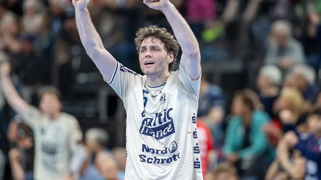 Niclas-Kirkeloekke-und-die-SG-Flensburg-Handewitt-besiegten-den-1-VfL-Potsdam