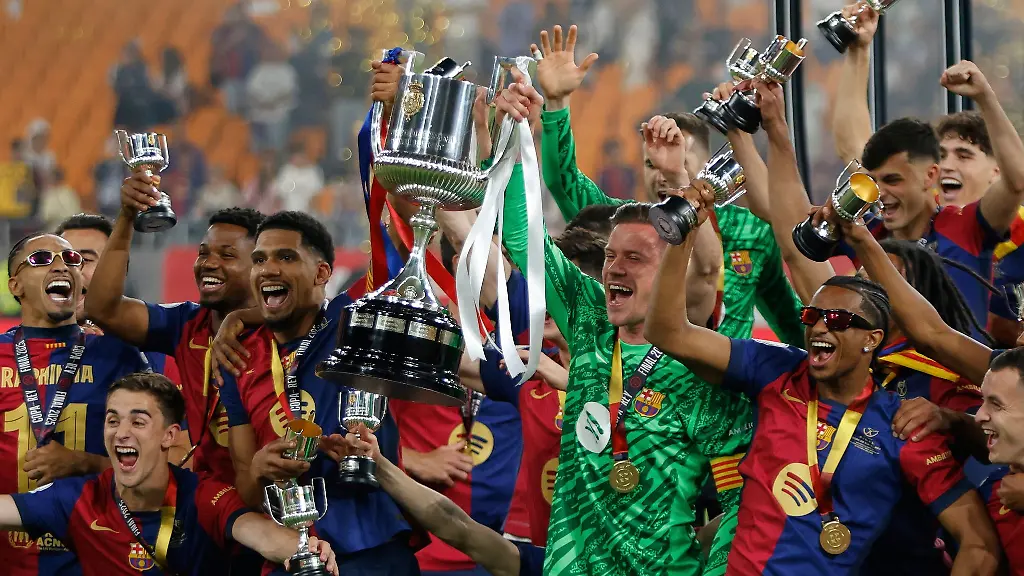 Der-deutsche-Nationaltorwart-Marc-Andre-ter-Stegen-steht-nach-langer-Verletzung-am-Samstag-erstmals-wieder-beim-FC-Barcelona-im-Tor