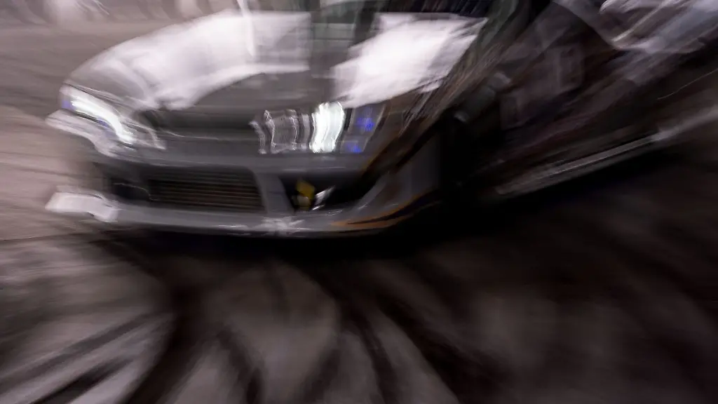 Bei-einer-Drift-Show-in-Friedrichshafen-gab-es-Verletzte