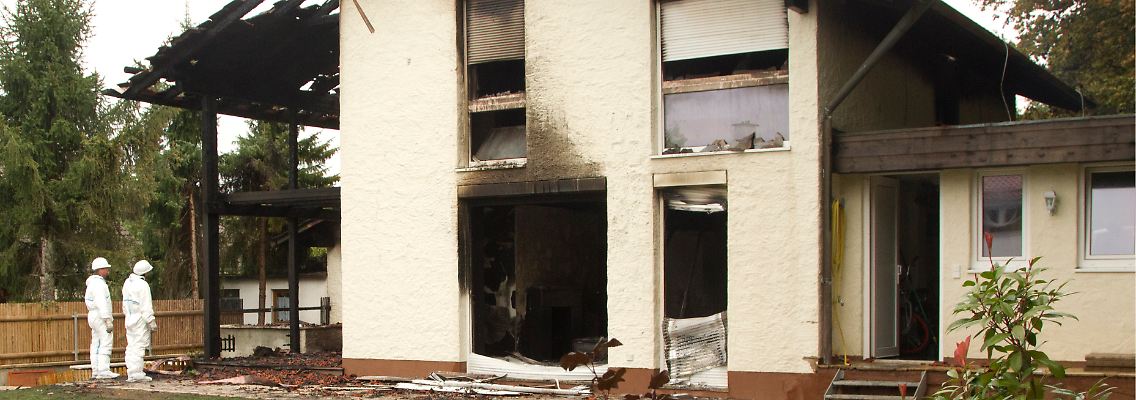 Brenos Wohnhaus in Grünwald bei München brannte nahezu vollständig aus.