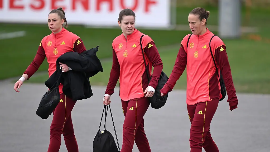 Rafaela-Borggraefe-l-gehoert-zum-erweiterten-Kader-der-deutschen-Fussball-Nationalmannschaft