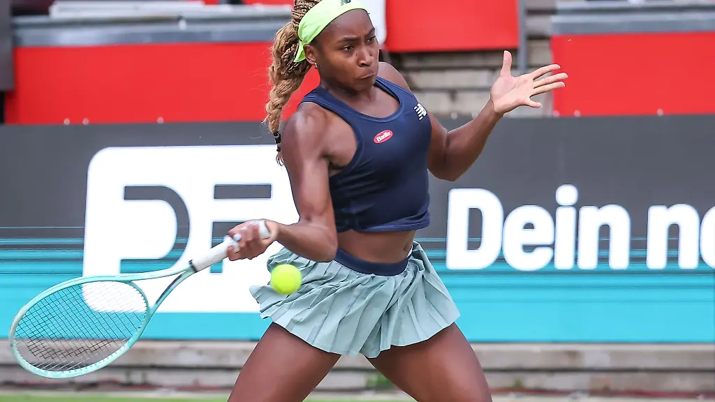 Coco-Gauff-schlaegt-beim-Tennisturnier-in-Berlin-auf