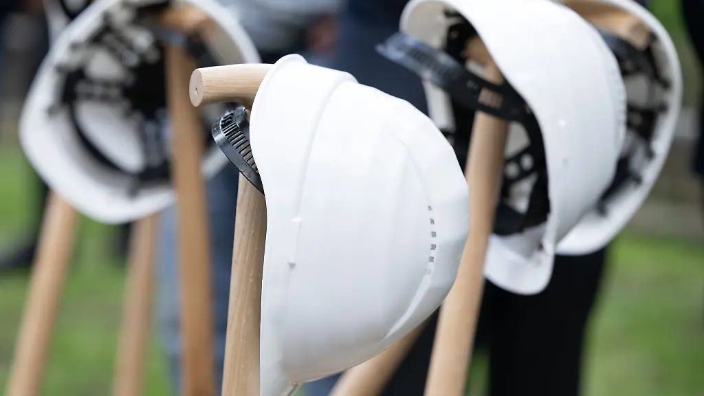 Zwei-Drittel-der-Projektsumme-fuer-den-neuen-Firmensitz-werden-mit-oeffentlichen-Geldern-gefoerdert