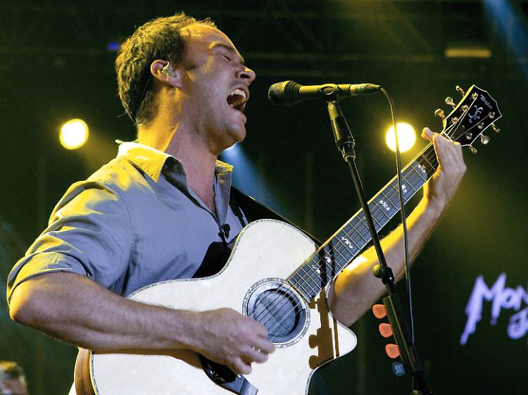 Dave Matthews ist bekannt für seine ungeschminkte und melodische Rockmusik.