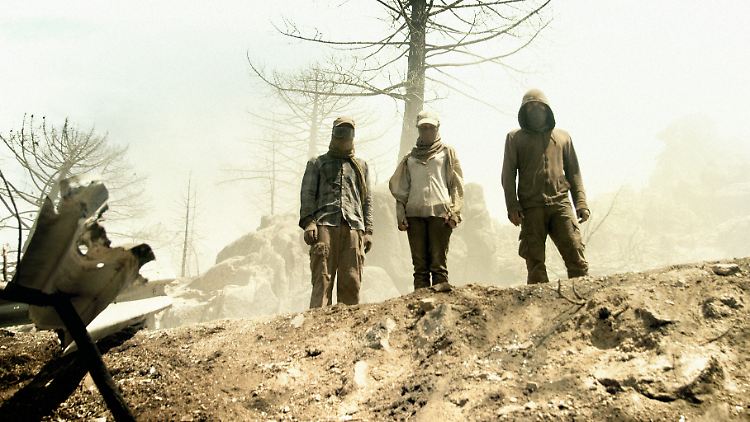 Lars Eidinger als Philip, Hannah Herzsprung als Marie und Stipe Erceg als Tom in "Hell" (v.l.)