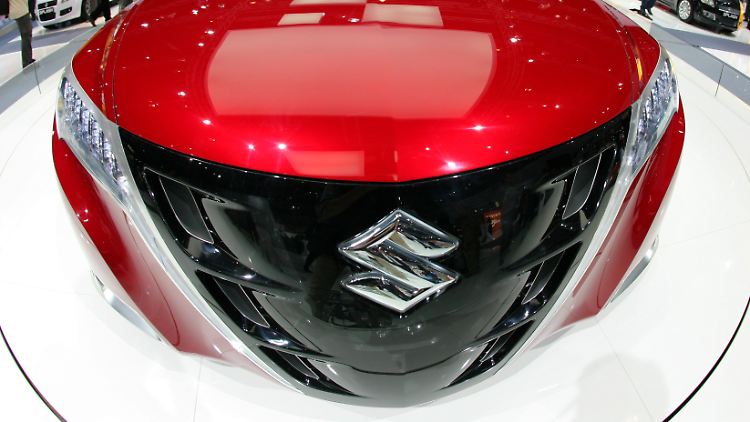 Suzuki kann auch anders: Der Kleinwagenhersteller legt sich mit dem großen VW-Konzern an.