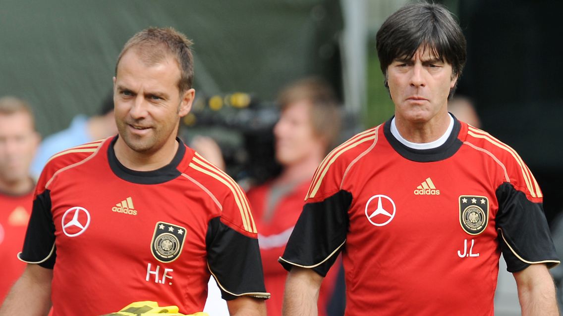 Von der Nationalmannschaft zum FC Schalke 04? Hans-Dieter Flick und sein Chef, Bundestrainer Joachim Löw.