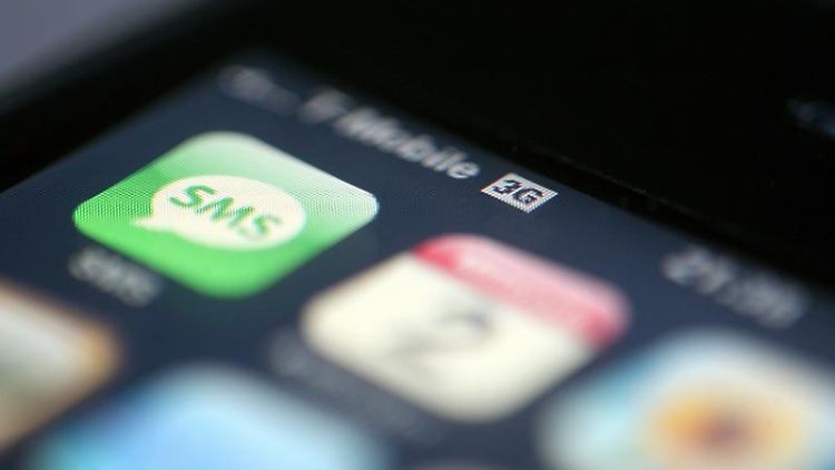 Dieses Telefon muss auch ohne Voice auskommen.