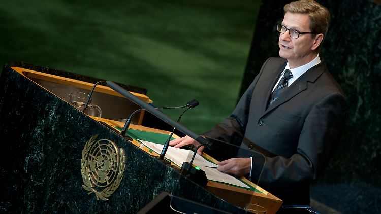 "Zwei Staaten, friedlich Seite an Seite": Westerwelle spricht, doch verrät nicht viel.
