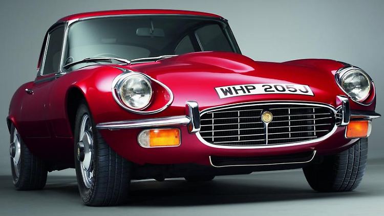Gilt als schönstes Auto der Welt: Der Jaguar E-Type wurde von 1961 bis 1975 gebaut. Auf vielfachen Kundenwunsch wollen die Briten die Ikone wiederbeleben.