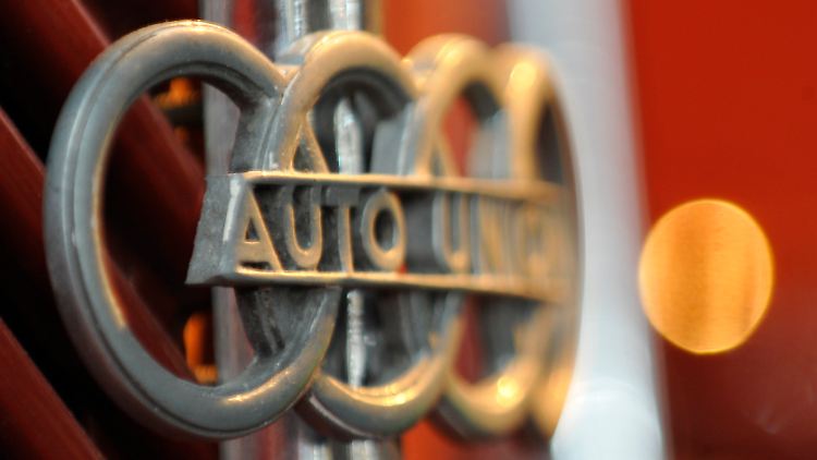 Signet der Auto Union in Chemnitz im Industriemuseum auf einem Pkw Wanderer Sport, Baujahr 1935.