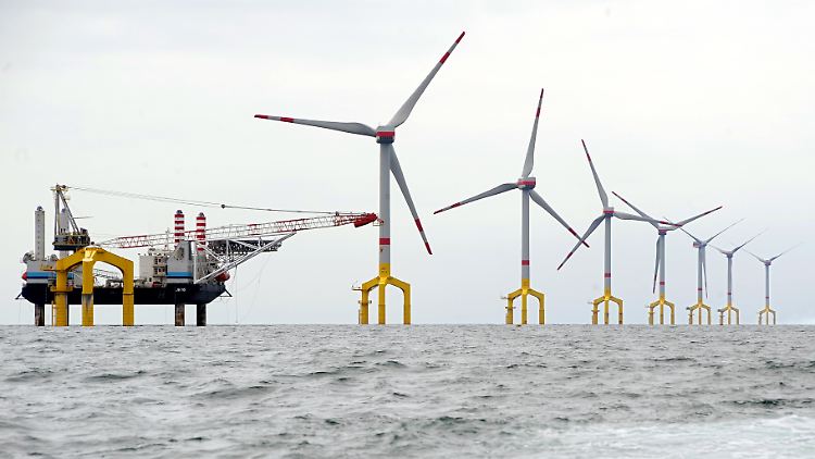 Abgelegen, lukrativ und wartungsintensiv: Windparks in der Nordsee.