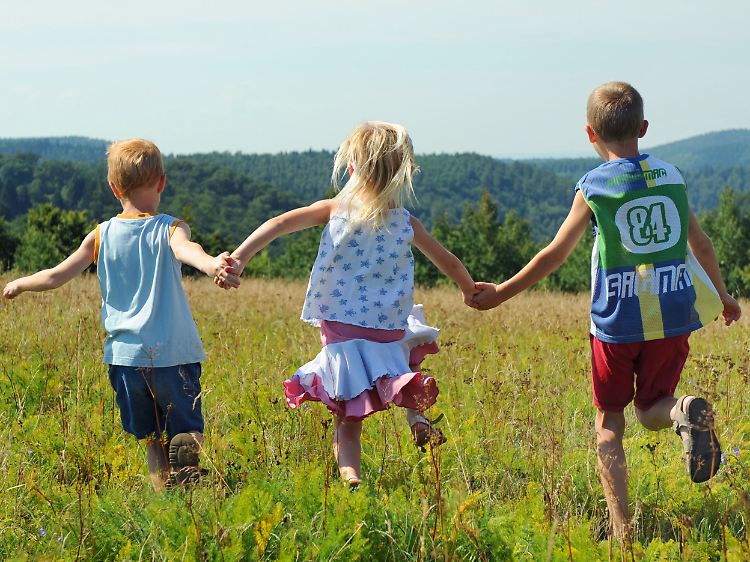 Bisher konnten Wissenschaftler nicht eindeutig feststellen, welchen Einfluss die Geschwisterreihenfolge auf die Entwicklung der Kinder hat.