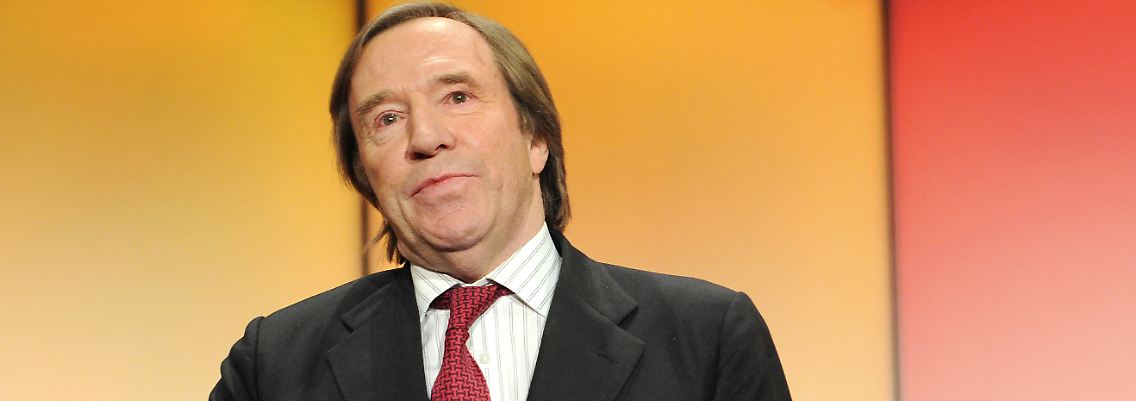 "Die Geschehnisse rund um den Volkspark sind ein noch größeres Trauerspiel als bei meinem anderen Ex-Klub Borussia Mönchengladbach": Günter Netzer.