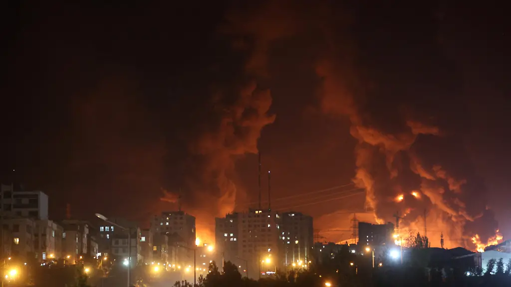 2025-06-15T034755Z-1625385649-RC2N2FA2PUN4-RTRMADP-3-IRAN-NUCLEAR