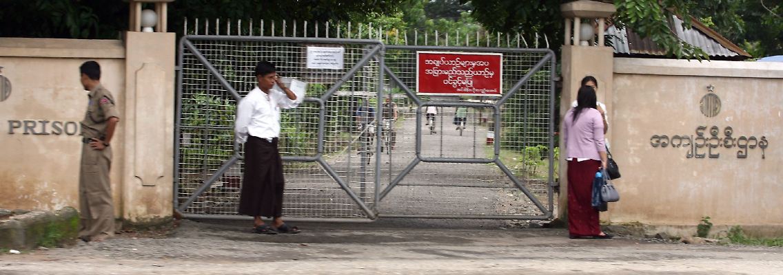 Der Prozess gegen Suu Kyi findet im berüchtigten Insein-Gefängnis in Rangun statt.