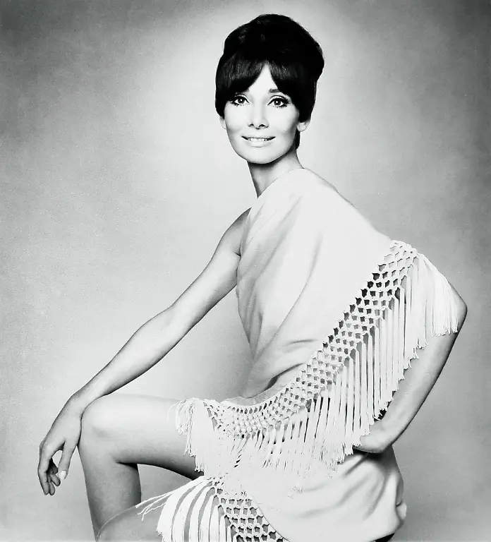 457A-JU-VALENTINO-05707