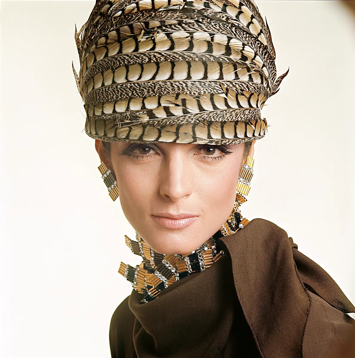 151A-JU-VALENTINO-05707