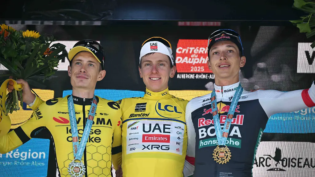 67a77d1fc2694d6e9e9492c948f8c5e8