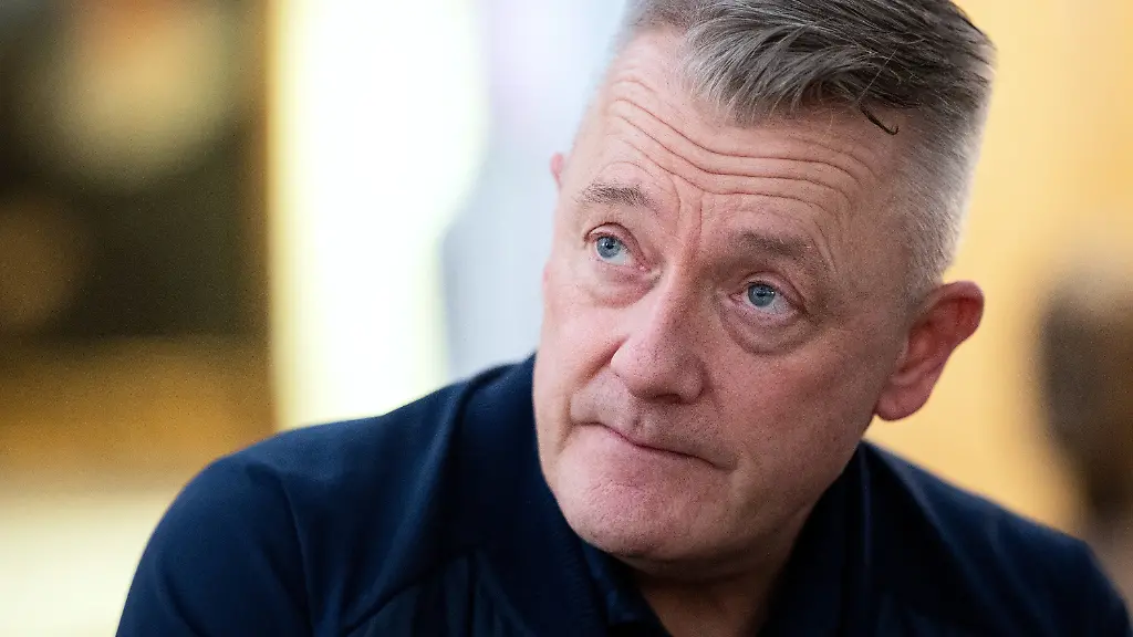 17fb748453d6e9ac103c31b3e3c070e1