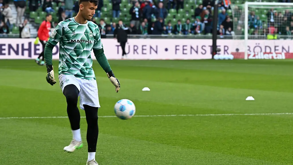 Backhaus-verlaengerte-gerade-seinen-Vertrag