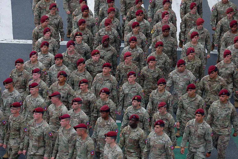 2025-06-15T000915Z-1984730035-RC2M2FAQ0PJB-RTRMADP-3-USA-TRUMP-PARADE