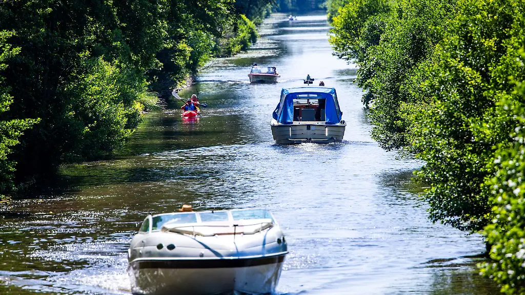 Schoenstes-Sommerwetter-hat-am-Samstag-viele-Menschen-ins-Freie-gelockt