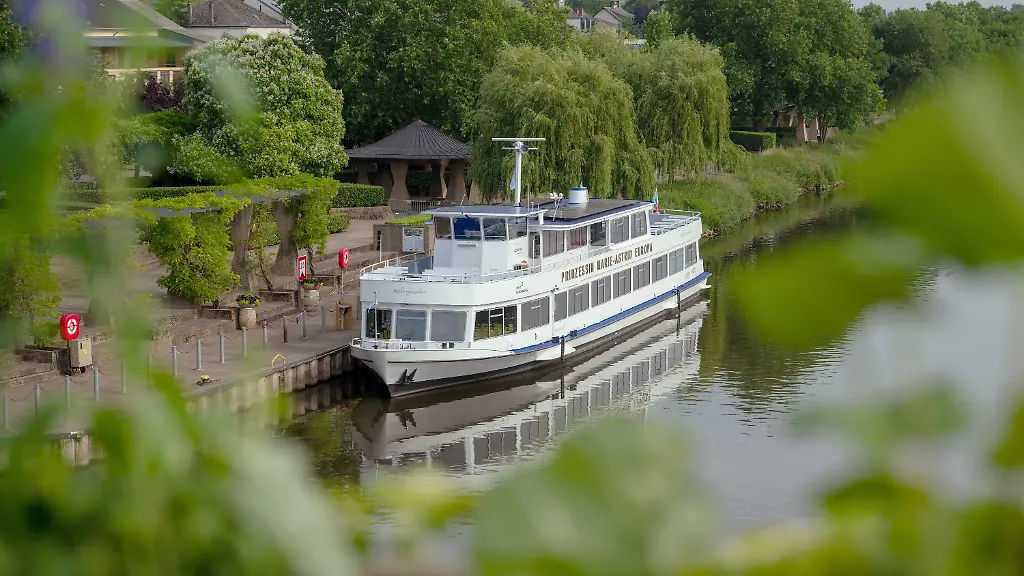 60969f343b3830d24015c362e18b63c2