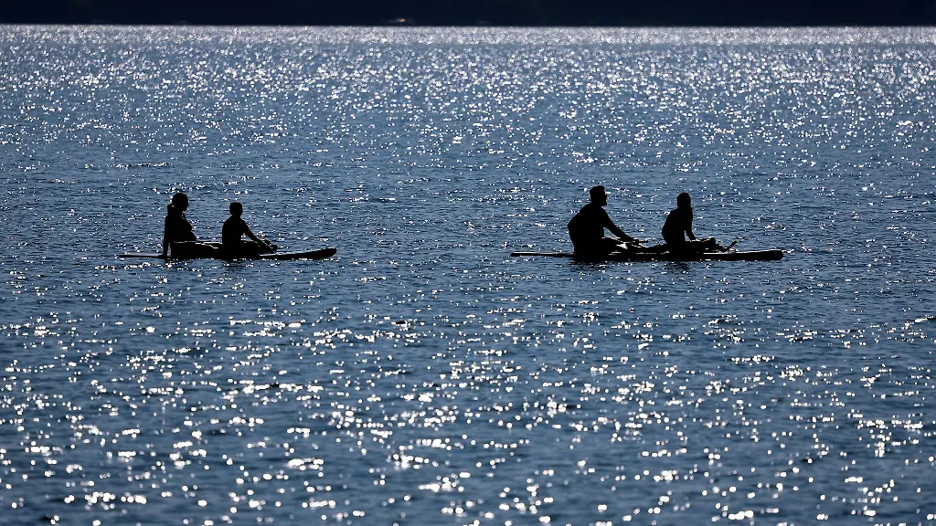 Angesichts-der-hohen-UV-Werte-sollte-man-nicht-ohne-Sonnenschutz-nach-draussen-gehen-und-um-die-Mittagszeit-moeglichst-gar-nicht