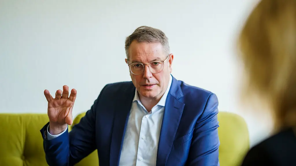 Der-Ministerpraesident-sieht-das-Manifest-nicht-als-Angriff