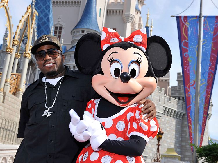 Auch prominenter Besuch wie vom US-Rapper Big Boi konnten Disney nicht vor einem Gewinneinbruch bewahren.