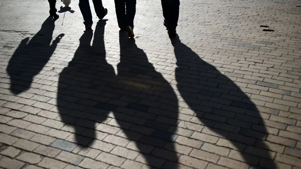 Wer-erbt-eigentlich-wenn-ich-irgendwann-nicht-mehr-bin-Gibt-es-kein-Testament-oder-keinen-gueltigen-Erbvertrag-regelt-das-die-gesetzliche-Erbfolge