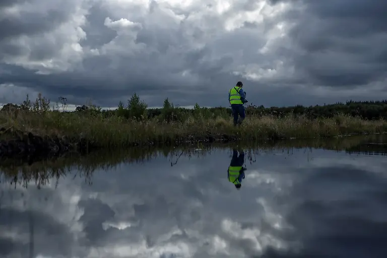 2025-06-07T113530Z-722514555-RC24Z2AI5KU4-RTRMADP-3-IRELAND-ENERGY-PEATLANDS