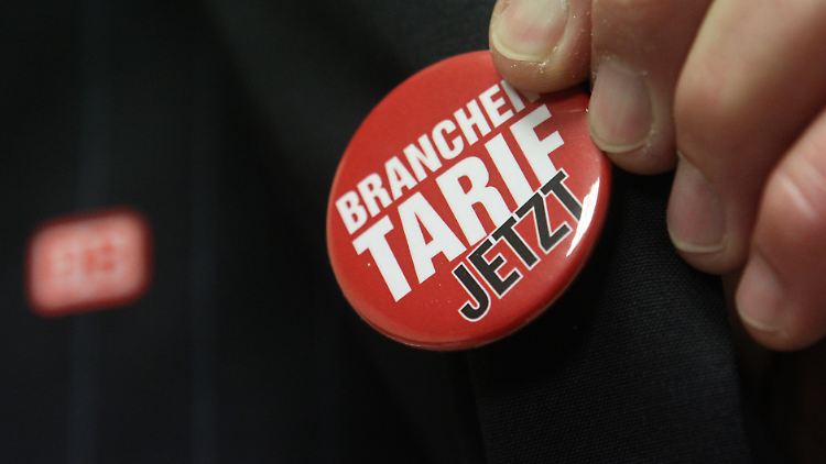 Im Osten fehle eine "Tarifkultur", meint die Hans-Böckler-Stiftung.