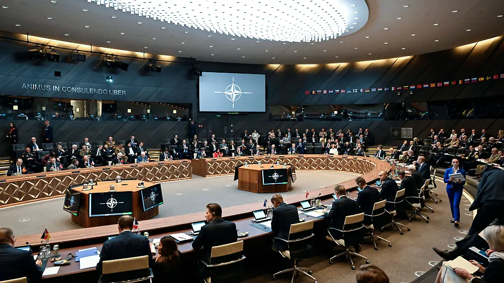 d67f8f5815dd42e32f6b4d5a74536f3c