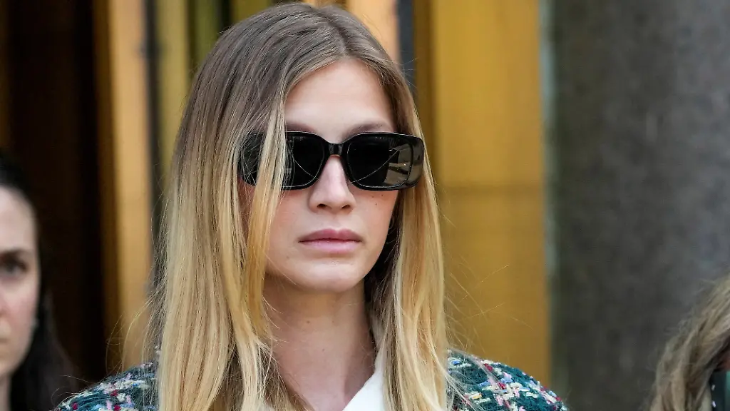 epi-227746332-REUTERSFOTO-2025-06-04T211345Z-9165795-RC2XVEAJYX8Z-RTRMADP-3-PEOPLE-SEAN-COMBS-JPG-Sean-Sean-Diddy-Co