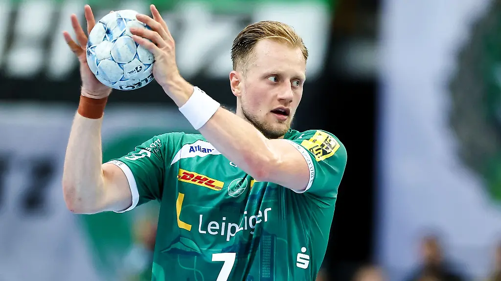 Nationalspieler-Luca-Witzke-und-die-Bundesliga-Handballer-des-SC-DHfK-Leipzig-blieben-im-Heimspiel-gegen-Bietigheim-chancenlos