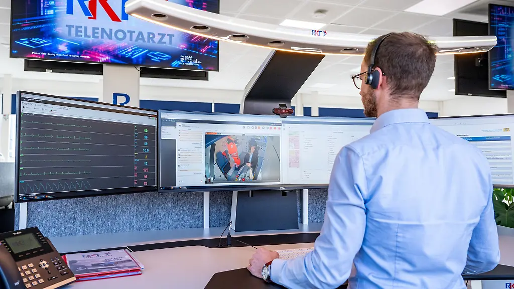 Hilfe-im-Notfall-Telenotaerzte-sollen-die-Patientenversorgung-verbessern