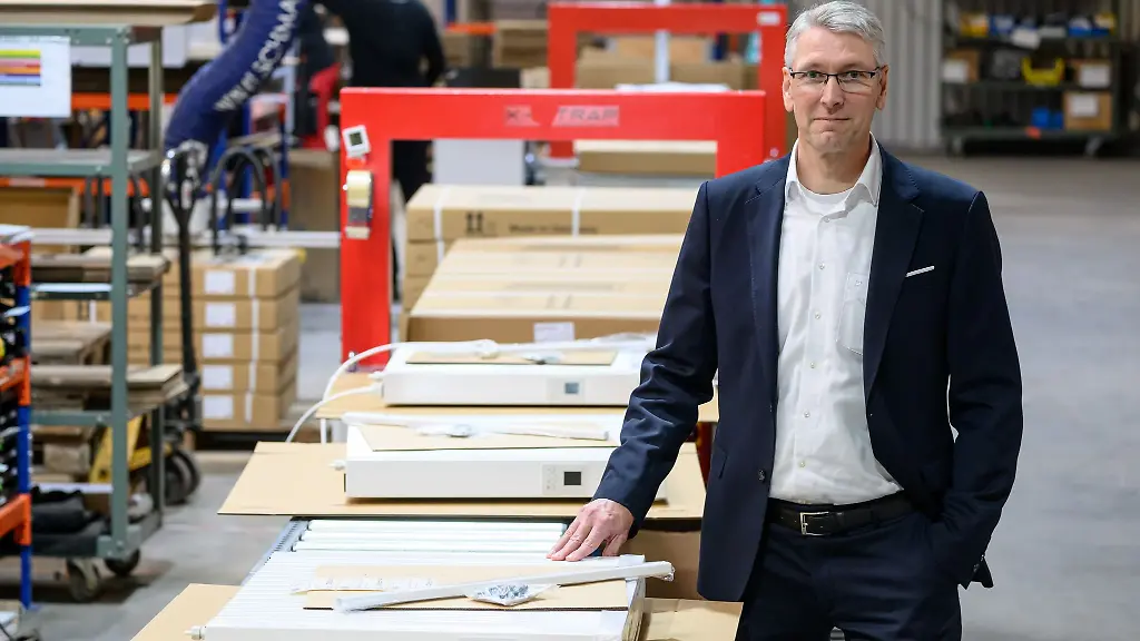 Reagiert-auf-wachsende-Nachfrage-Der-Elektroheizungshersteller-Lucht-erweitert-seine-Produktion-in-Burgstaedt-bei-Chemnitz