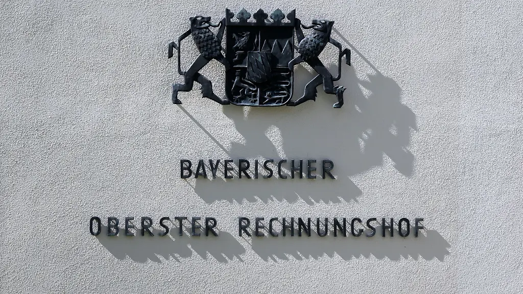 Die-obersten-Kassenpruefer-draengen-die-Staatsregierung-zum-Handeln