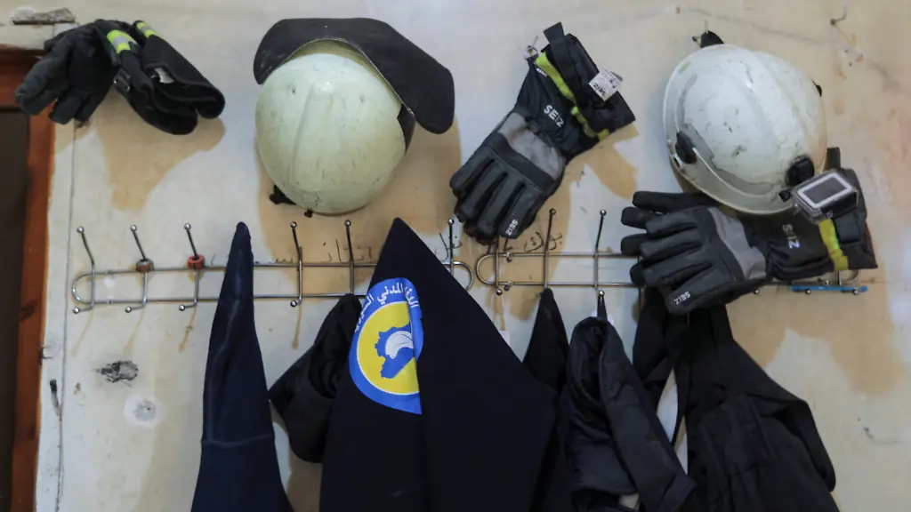 2023-02-12T095200Z-1808392255-RC2D8Z9WYRPJ-RTRMADP-3-TURKEY-QUAKE-SYRIA-WHITE-HELMETS