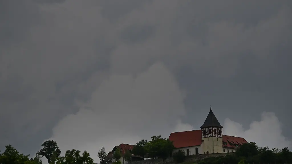 Das-Wetter-bleibt-wechselhaft-und-regnerisch-in-Baden-Wuerttemberg