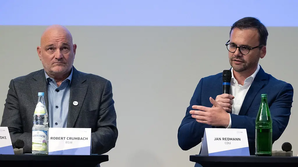 Brandenburgs-CDU-Landtagsfraktionschef-Jan-Redmann-kritisiert-das-Vorgehen-von-Finanzminister-Robert-Crumbach-BSW-in-Bezug-auf-eine-Expertenrunde-zum-Haushalt