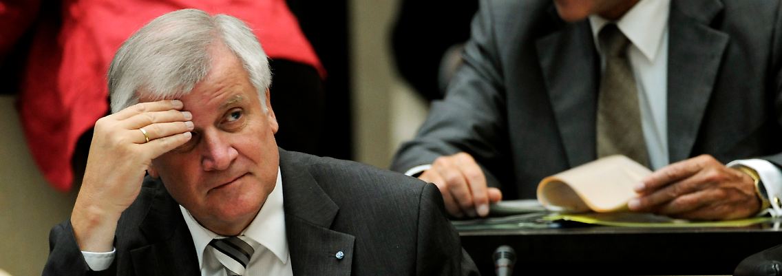 Seehofer am Ende der Fahnenstange.