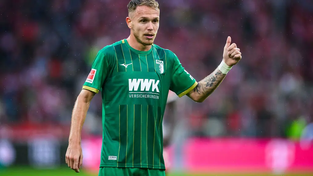 Irvin-Cardona-verlaesst-den-FC-Augsburg-endgueltig