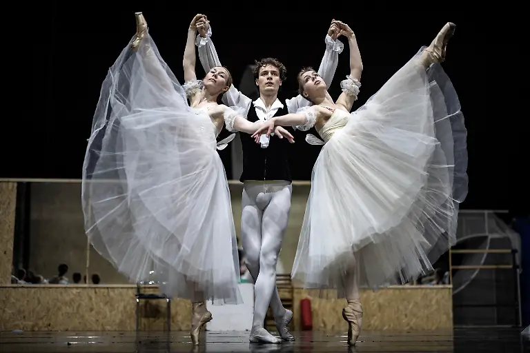 37b4dc9e9e90ba20c38f98256599d2c0