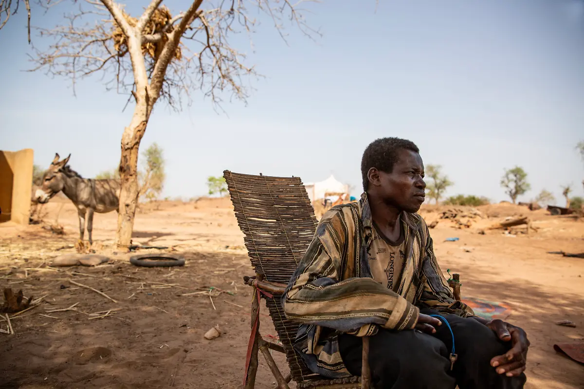 RS21652-Tougma-Barke-I