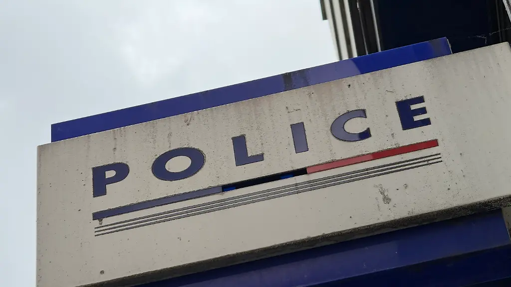 e9c31a2be69b49a48bd6daa36e9c2679